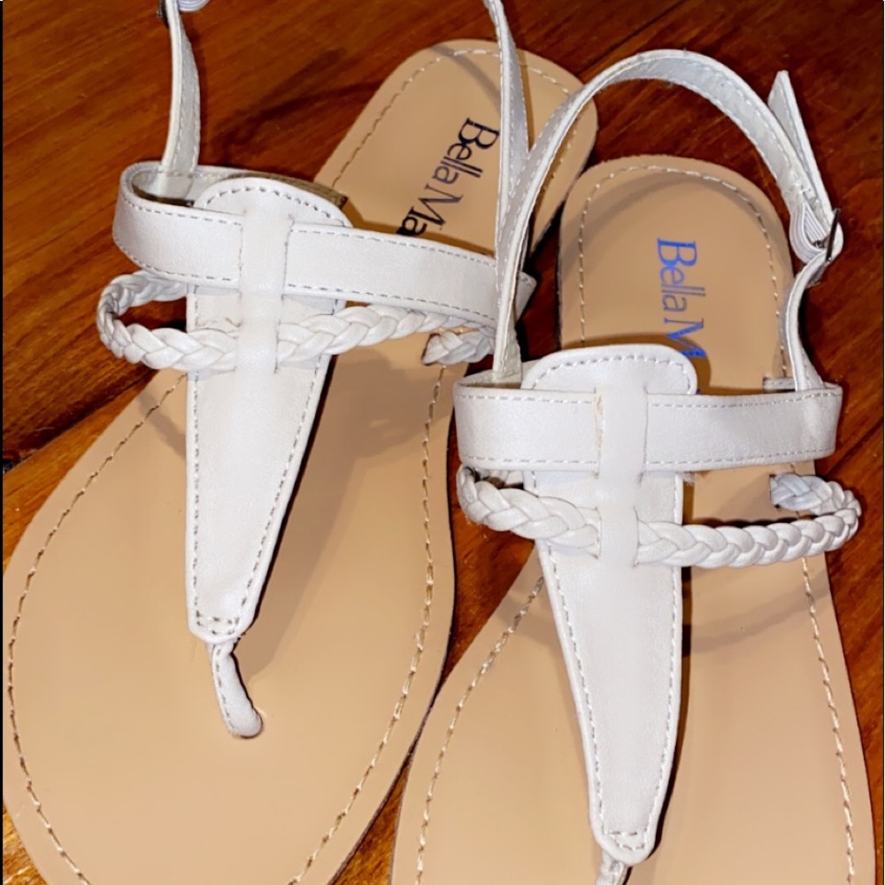 Women’s tan Sandals
